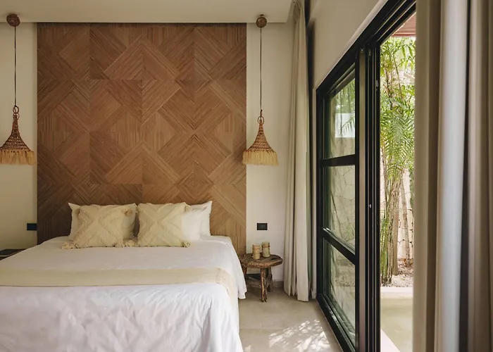 Luxe 8br Double Villa, Gated, Patio & Pool Casa de férias Tulum