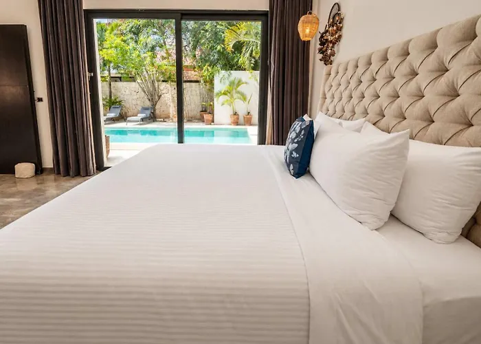Casa de férias Luxe 8br Double Villa, Gated, Patio & Pool Tulum