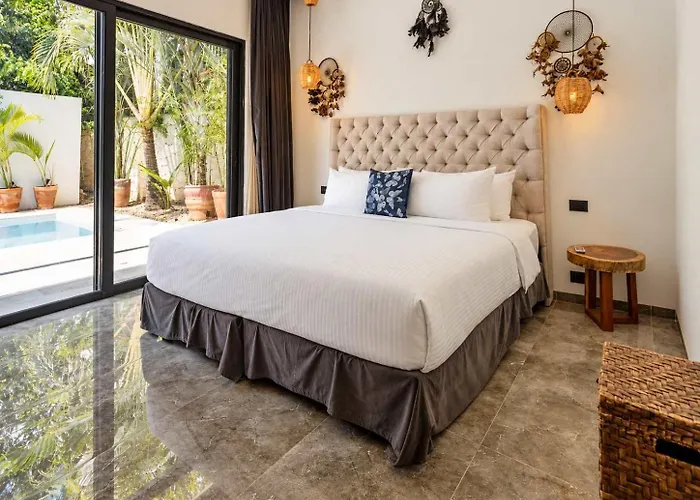 Luxe 8br Double Villa, Gated, Patio & Pool Tulum