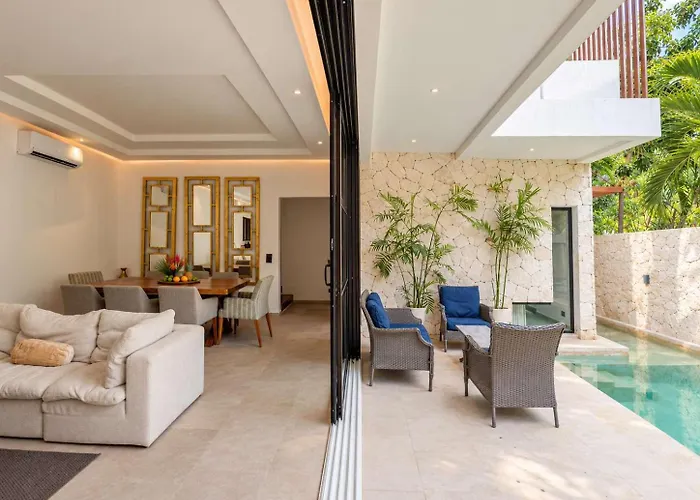 Luxe 8br Double Villa, Gated, Patio & Pool * Tulum