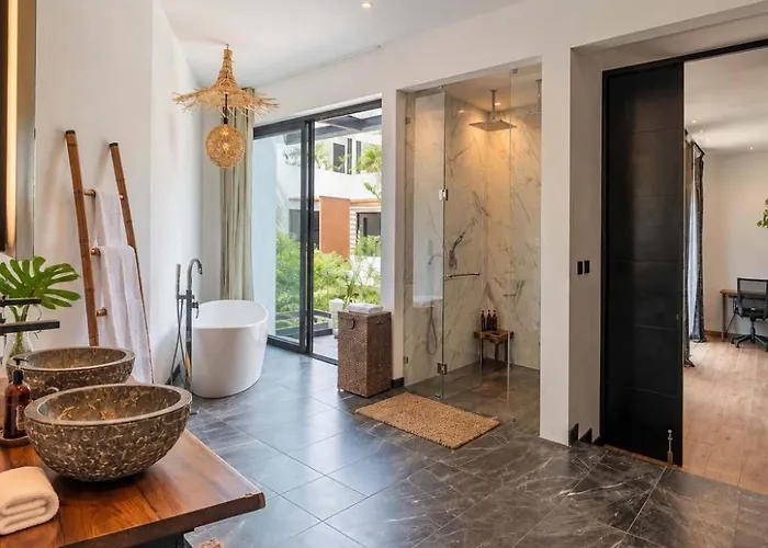 Casa de férias Luxe 8br Double Villa, Gated, Patio & Pool Tulum